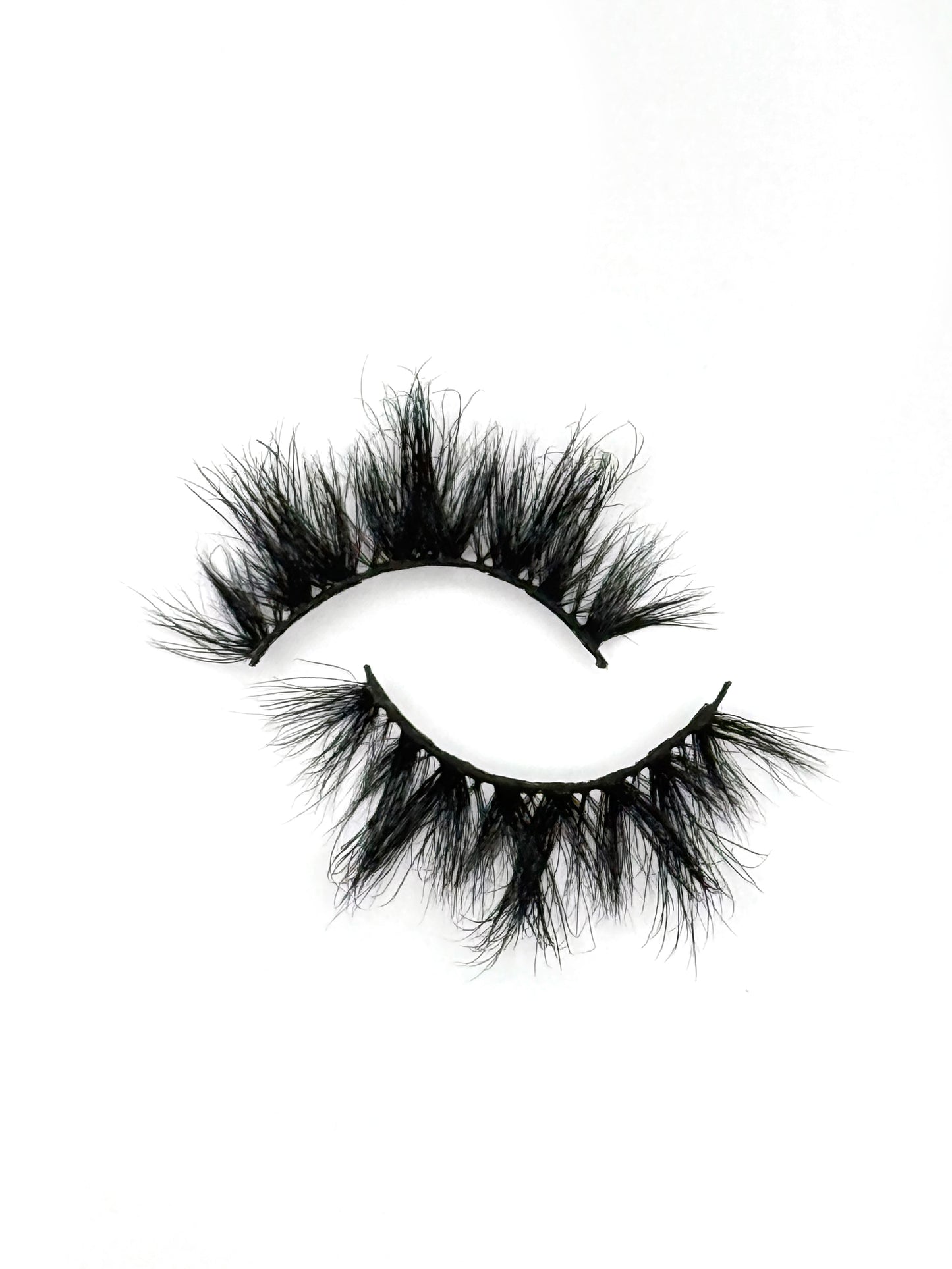 Monica Regular Lash